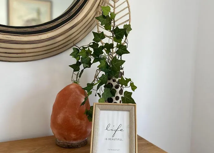 Teak Charm 2-br * Λάρνακα