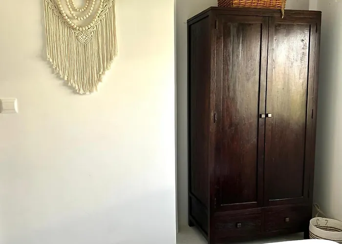 Apartment Teak Charm 2-br *